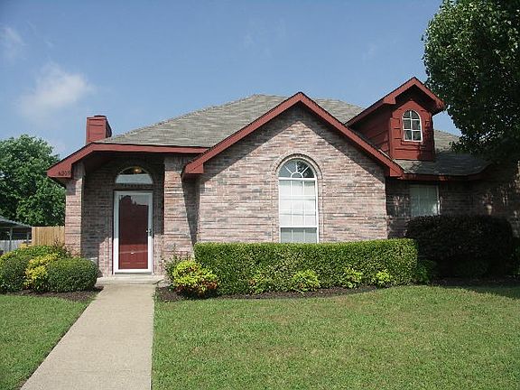 2nd image of 6209 Acapulco Dr