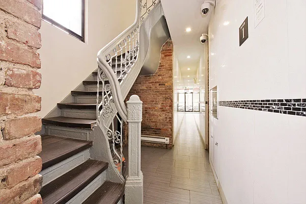 Rented by WRE Group | media 24