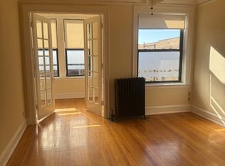 3542 W Leland Ave APT 3, Chicago, IL 60625