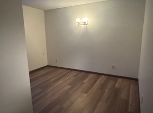 (Undisclosed Address), Lindstrom, MN 55045