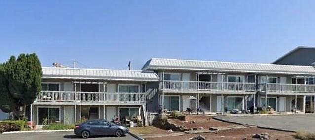 1st image of 3-820 S 219th St #3