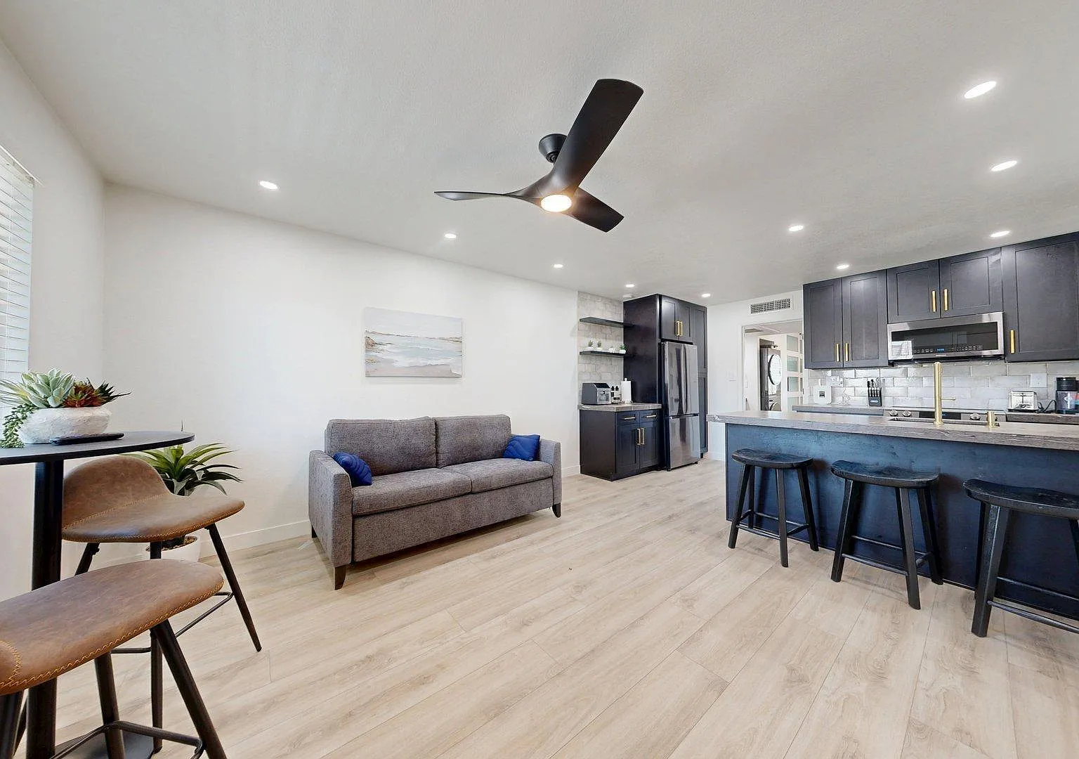 1 bed, 1.0 bath, 560 sqft, $1,750 — Photo 1