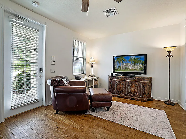 3414 W Mallory Blvd — Photo 9