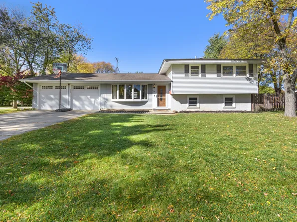 1000 Webster Ln, Schaumburg, IL 60193