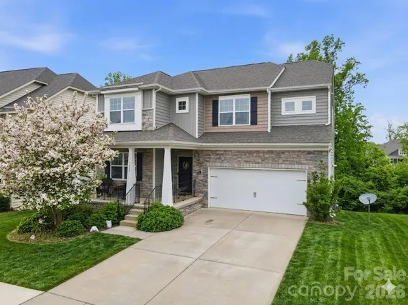 1404 Bryson Gap Dr, Fort Mill, SC 29715