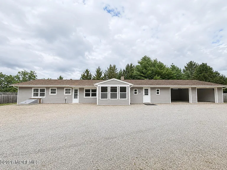 99 Old Halfway Rd — Photo 1