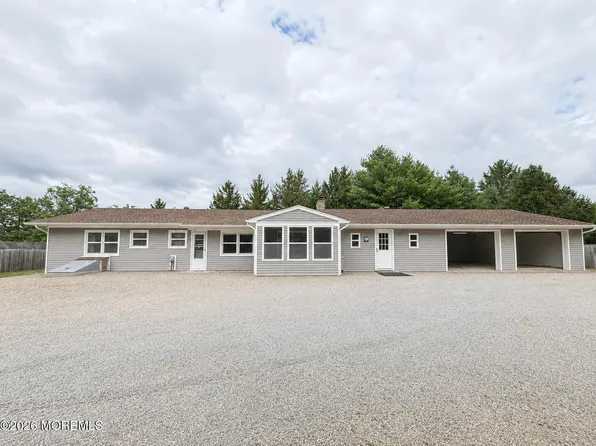 99 Old Halfway Rd, Barnegat, NJ 08005