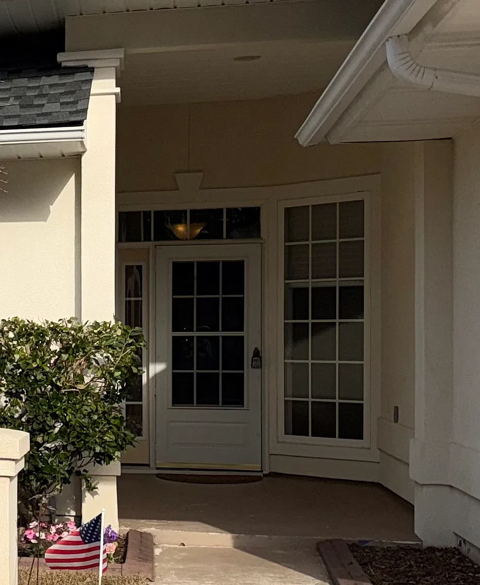 3 bed, 1740 sqft, $2,300 — Photo 2