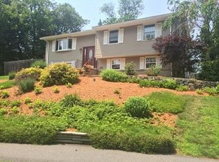 1 Clinton Rd, Peabody, MA 01960