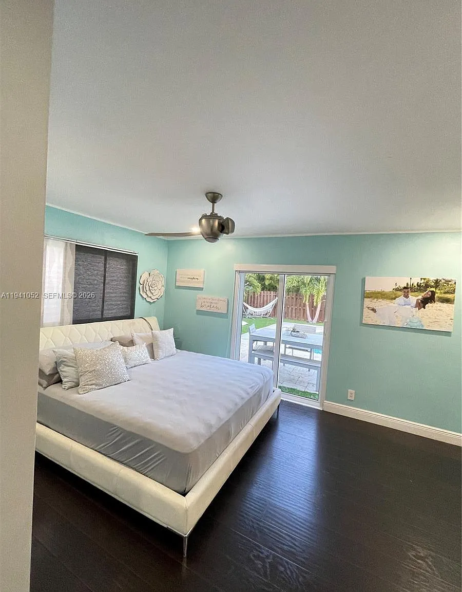4 bed, 1895 sqft, $4,300 — Photo 4