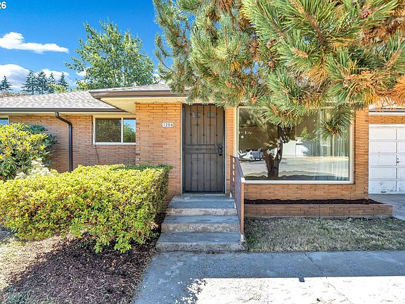 5th image of 1204 Filbert St