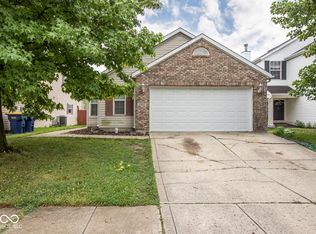 11557 Glenn Abbey Ln, Indianapolis, IN 46235