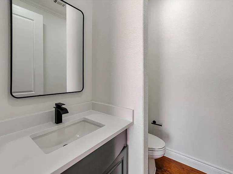 119 Capetown Ln — Photo 24