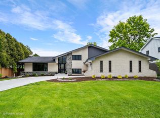 7235 Kiowa Ln, Palos Heights, IL 60463