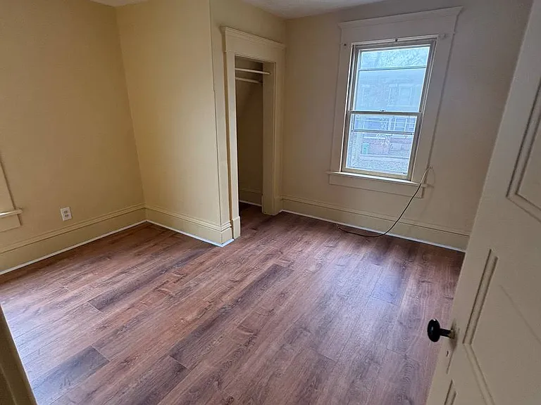 206 Allen St #2 — Photo 5