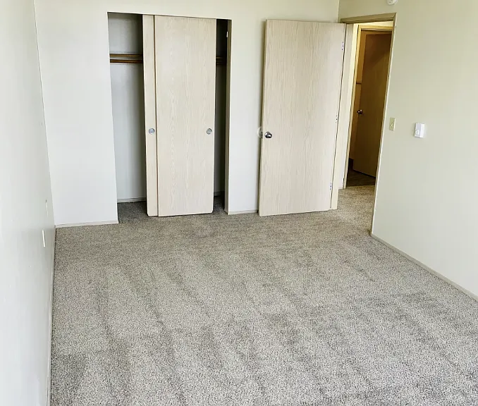 Colby Crest Apartments — Photo 15