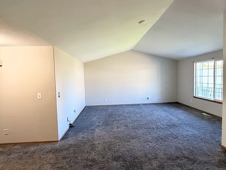 5188 Perry St NE — Photo 31