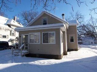 726 5th St, Aurora, IL 60505