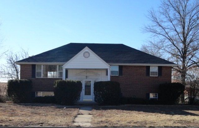 1st image of 4631 Rainbow Dr