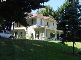 92460 River Rd, Junction City, OR 97448