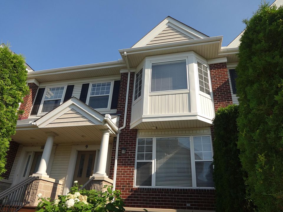 1st image of 13805 53rd Ave N APT 9