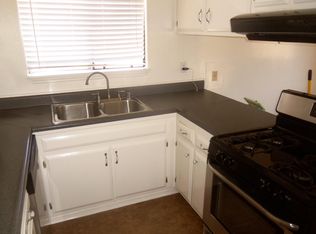 16732 Bartlett Ln #4, Huntington Beach, CA 92647