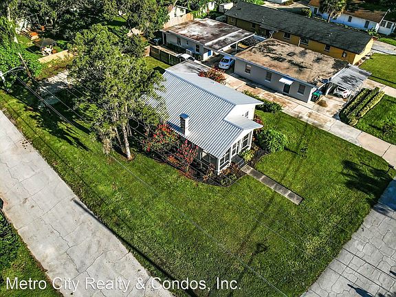 5th image of 1920 Chamberlin St