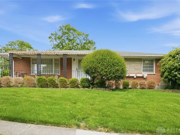 877 Woodhill Rd, Dayton, OH 45431