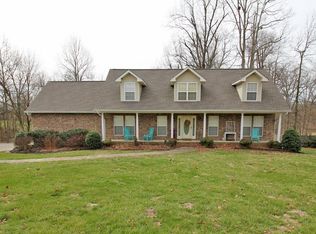 114 Terry Ln, Cottontown, TN 37048