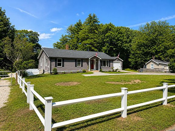 3rd image of 102 Kimball Road