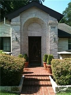 1st image of 3701 Oaklawn Dr
