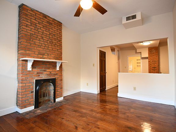 3rd image of 872 Summit St