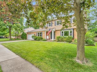 1223 Foothill Dr, Champaign, IL 61821