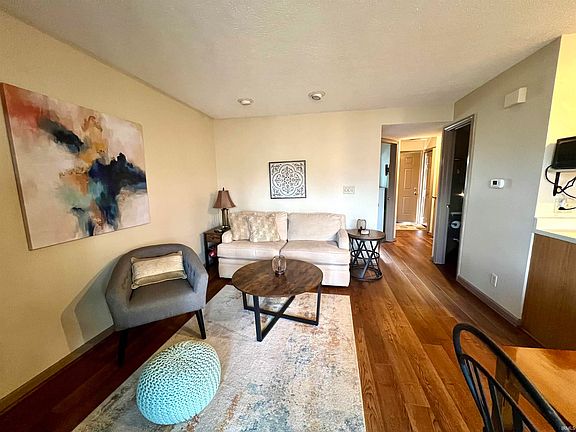 4th image of 9217 S Pointe Retreat Dr #29