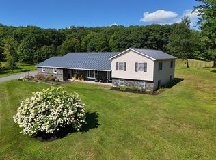 2300 Daniels Farm Rd, Waterford, VT 05819