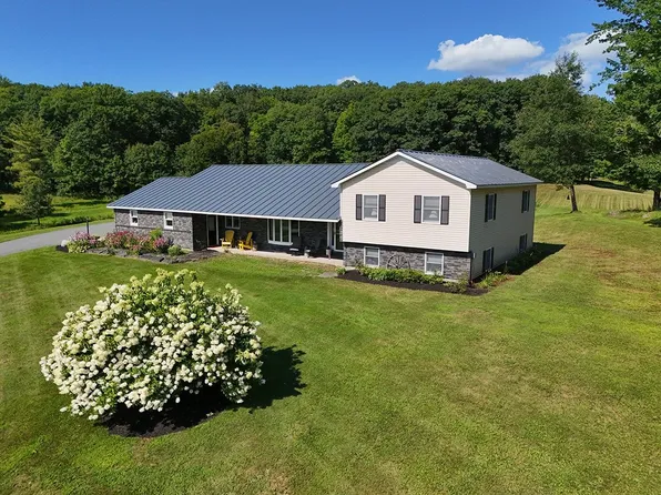 2300 Daniels Farm Road, Waterford, VT 05819
