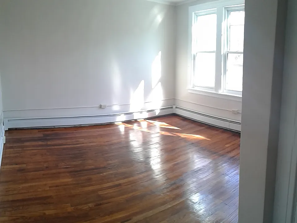 31-33 Dorothy St