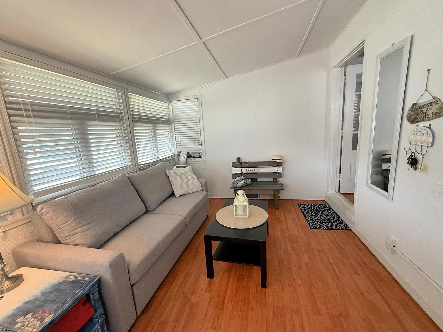 3 bed, 2.0 bath, $8,000 — Photo 3