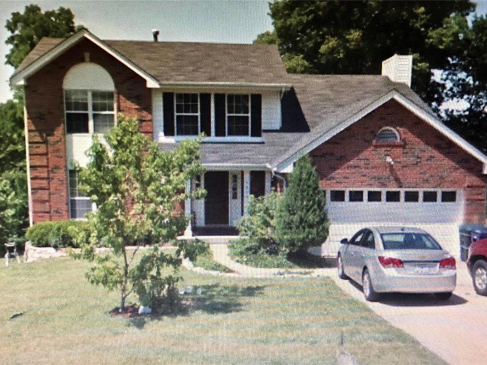 1st image of 9805 Meadowfern Dr