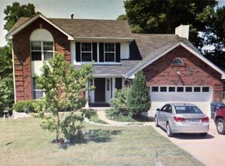 9805 Meadowfern Dr, Saint Louis, MO