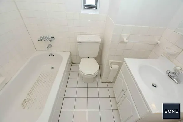 Rented by Bond New York | media 12