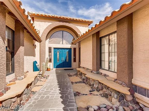 3rd image of 2916 Broken Willow Cir