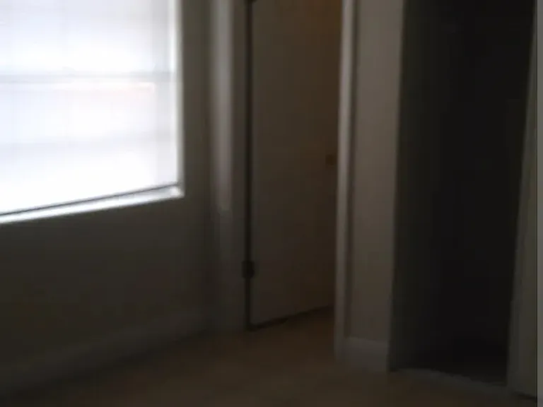 Ridenhour Cir — Photo 3