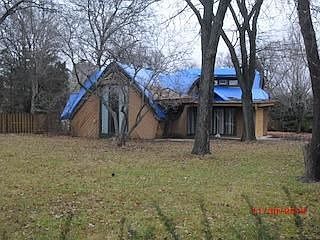 2nd image of 843 Cramer Ct