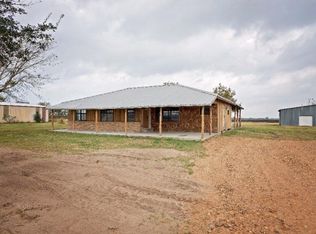 638 Menke Rd, Victoria, TX 77905