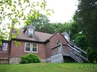 40 Sheldon Dr, Poughkeepsie, NY 12603