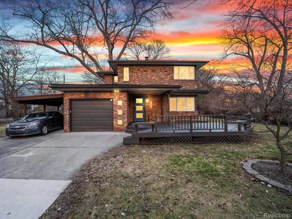 150 Eastlawn St, Detroit, MI 48215