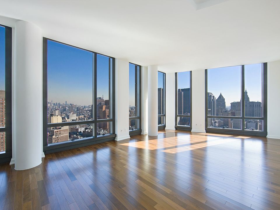 1st image of 101 Warren St APT 3050
