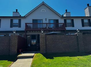 34635 Marino Ct, New Baltimore, MI