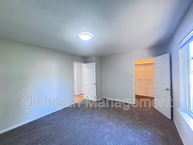173 Algansee Dr — Photo 33